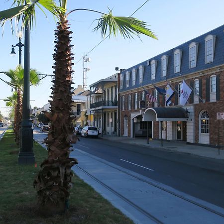 Best Western Plus French Quarter Courtyard Hotel New Orleans Bagian luar foto