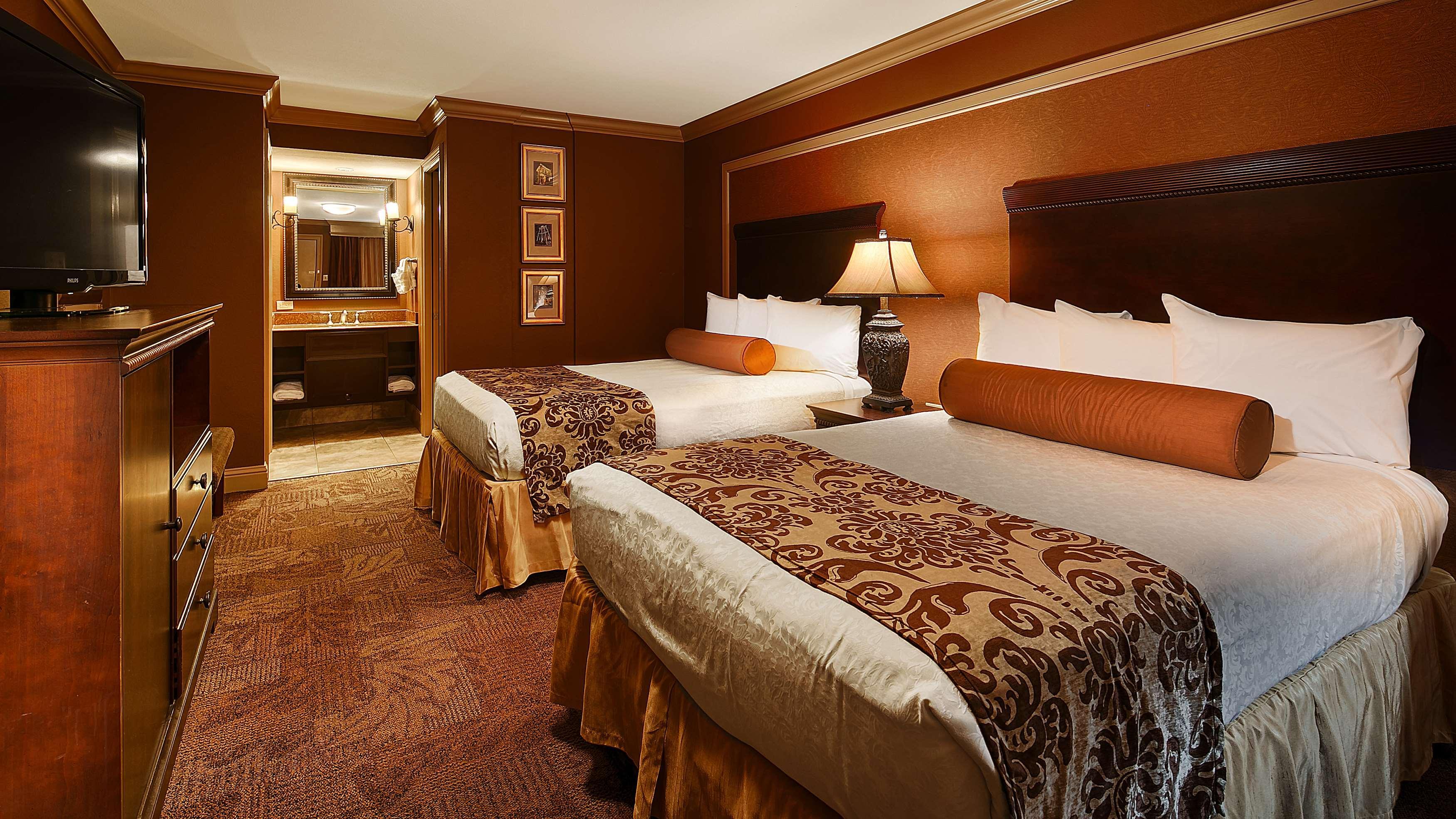 Best Western Plus French Quarter Courtyard Hotel New Orleans Bagian luar foto